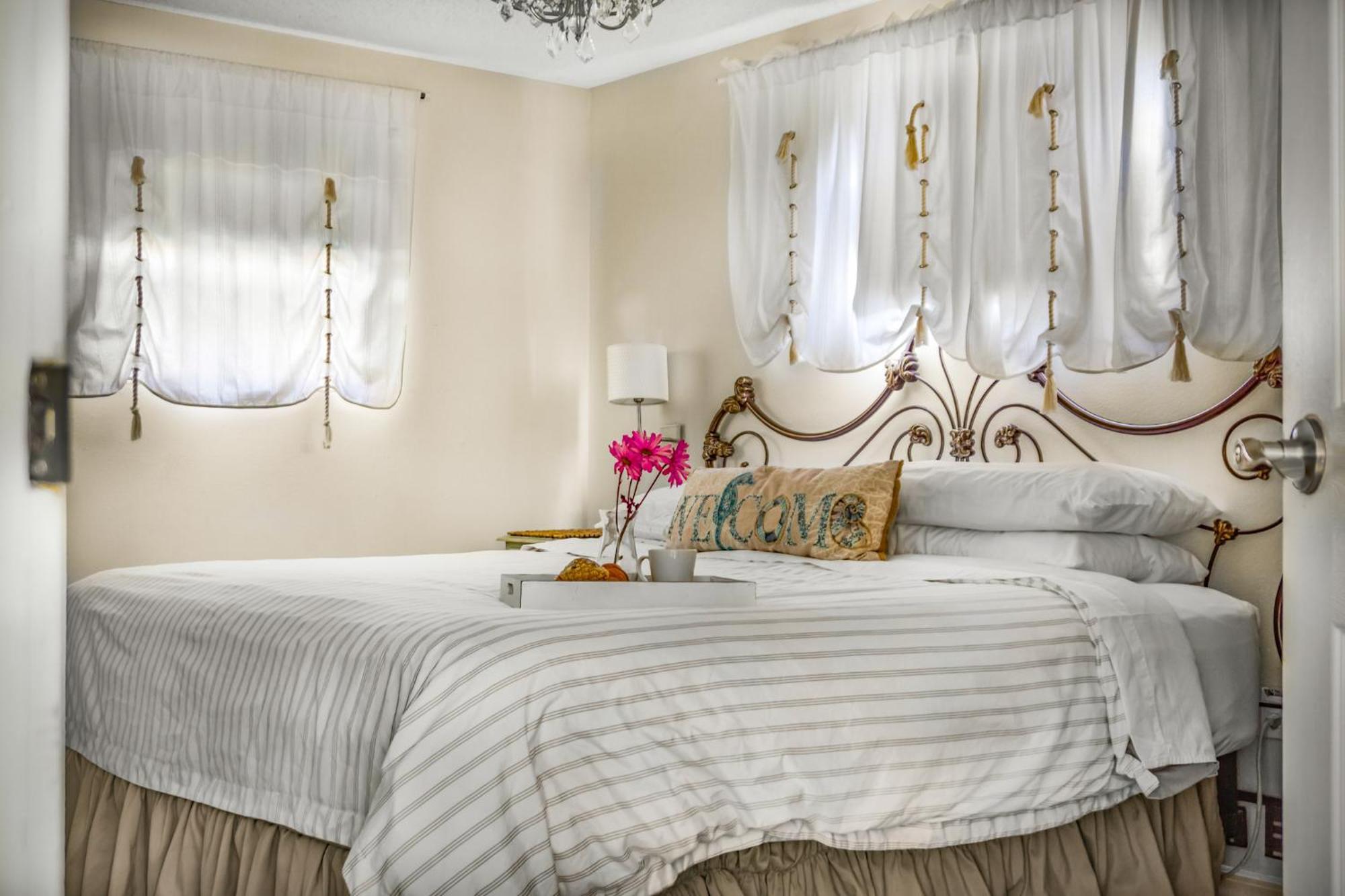 Beach Cottage With Heated Pool Just Off Siesta Key Sarasota Luaran gambar